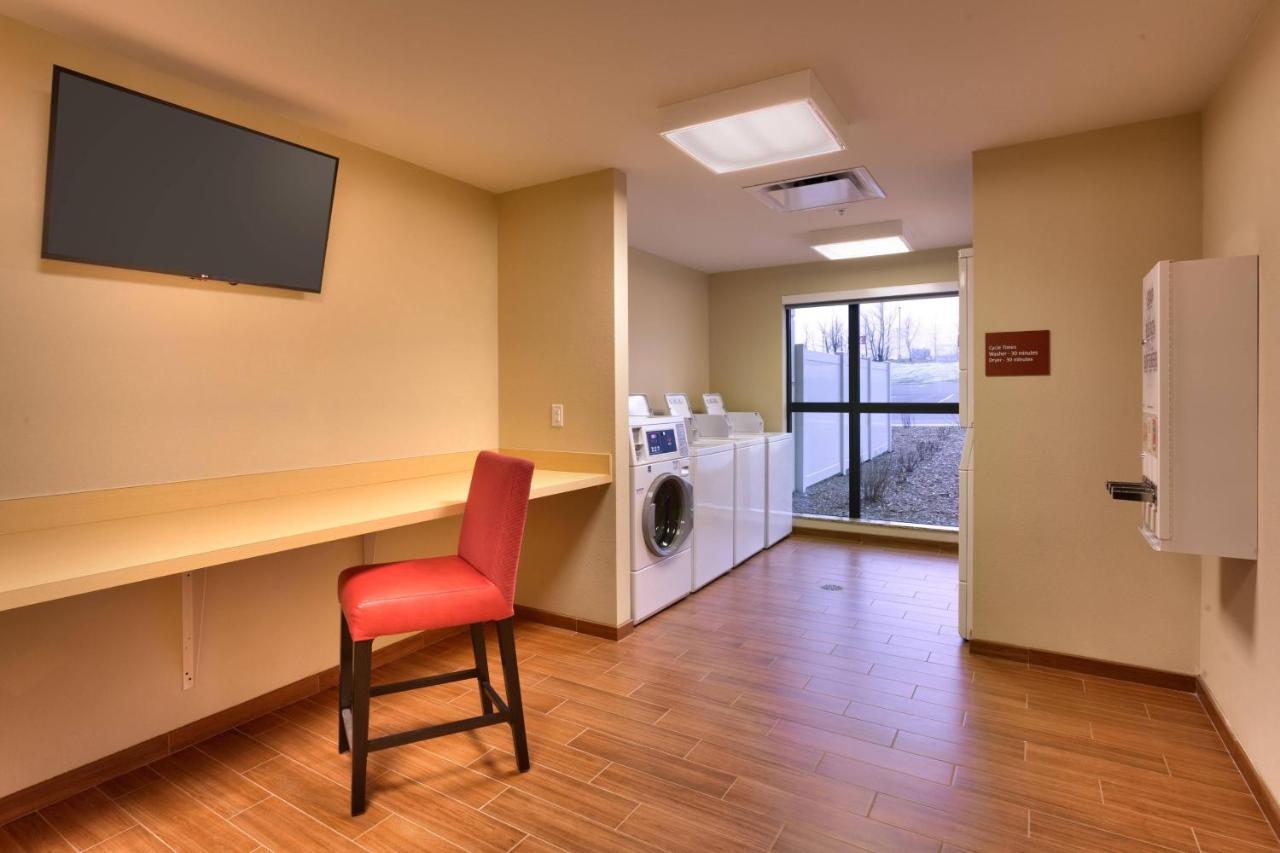 Towneplace Suites By Marriott Дикинсон Экстерьер фото